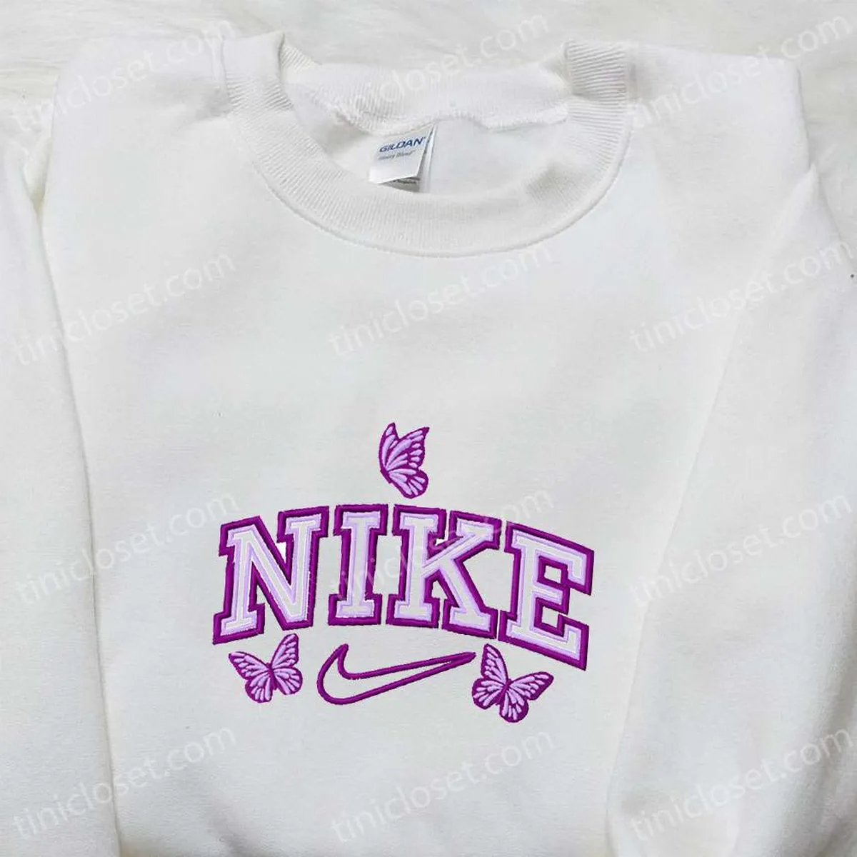 Butterflies x Nike Embroidered Tshirt, Nike Inspired Embroidered Shirt, Best Birthday Gift Ideas