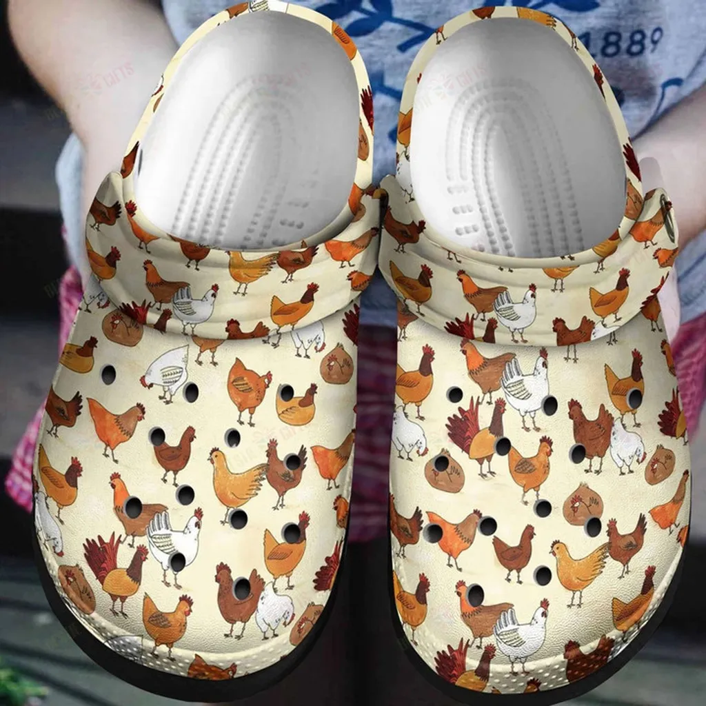 Chicken Funny Farm Loves Chicken Crocs Classic Clogs