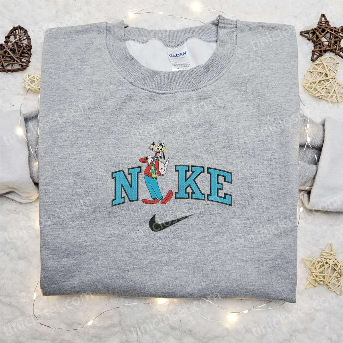 Goofy Christmas x Nike Embroidered Sweatshirt, Walt Disney Characters Embroidered Shirt, Best Christmas Gift Ideas