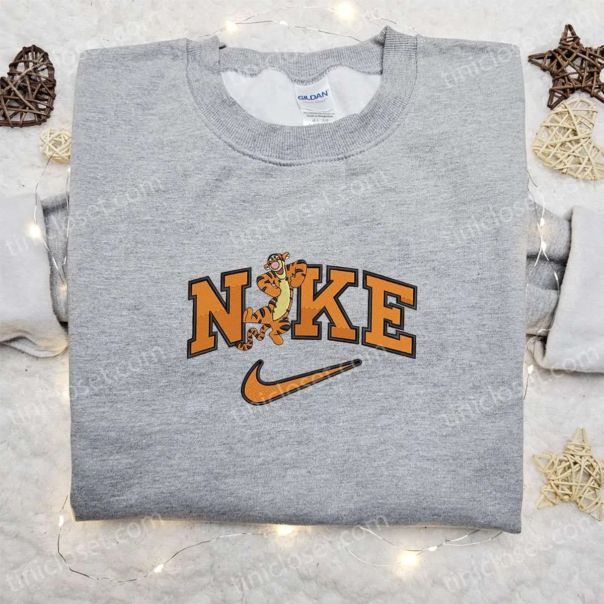 Nike Cartoon x Tigger Embroidered Sweatshirt, Disney Characters Embroidered Shirt, Best Gift Ideas for Family