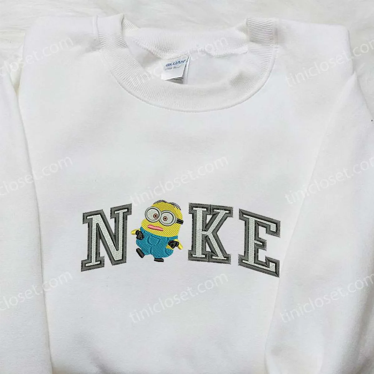 Nike x Dave Minion Embroidered T-shirt, Minion Embroidered Sweatshirt, Cartoon Embroidered Hoodie