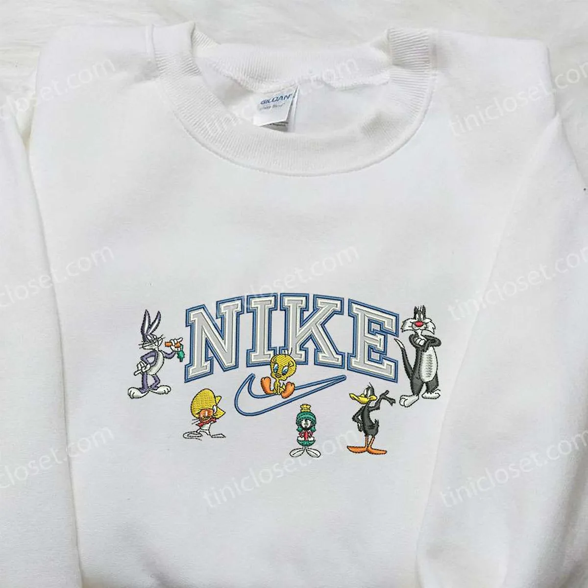 Nike x Looney Tunes Embroidered Shirt, Cartoon Embroidered Shirt, Nike Inspired Embroidered Shirt