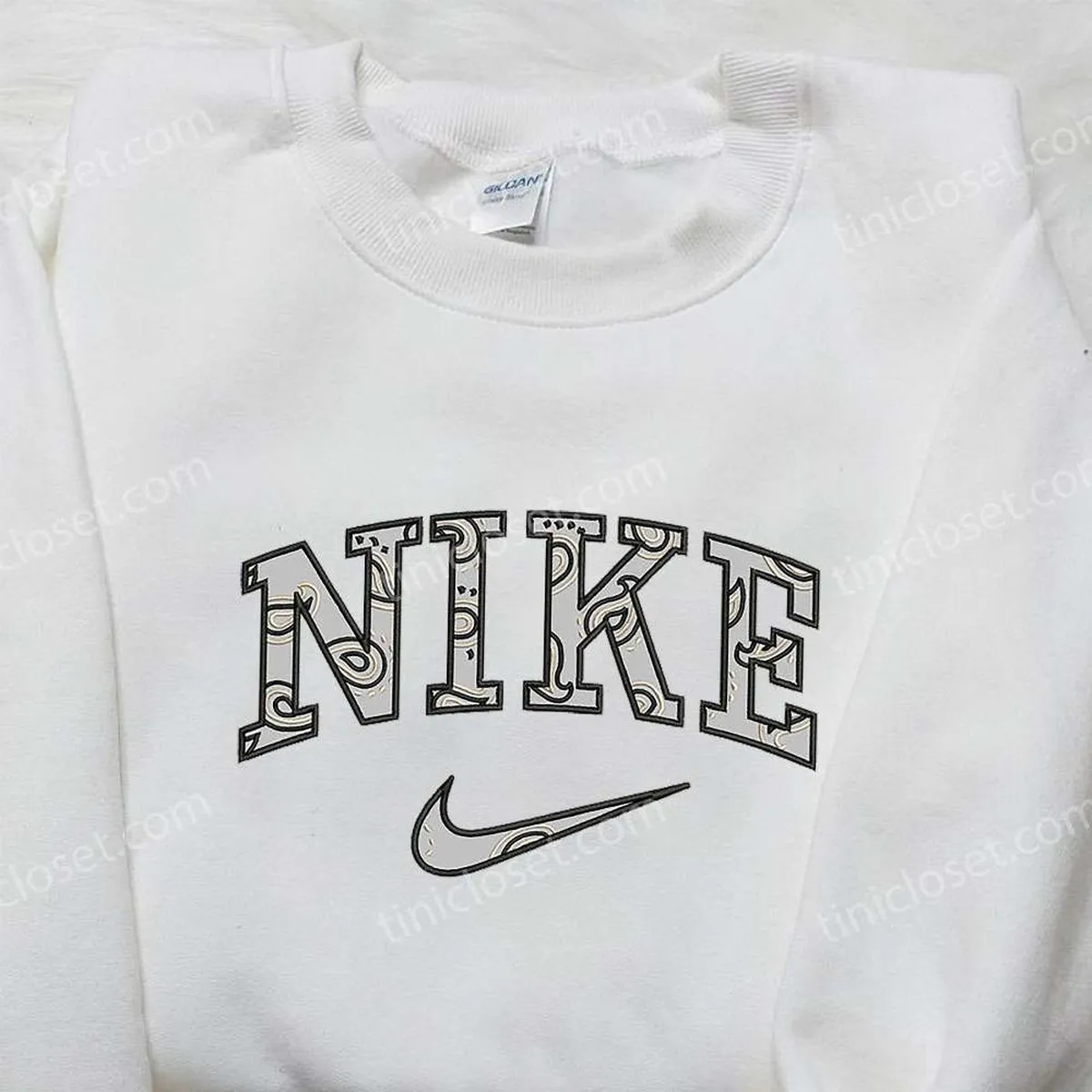 Nike x Paisley Pattern Embroidered Sweatshirt, Nike Inspired Embroidered Shirt, Best Birthday Gifts Ideas