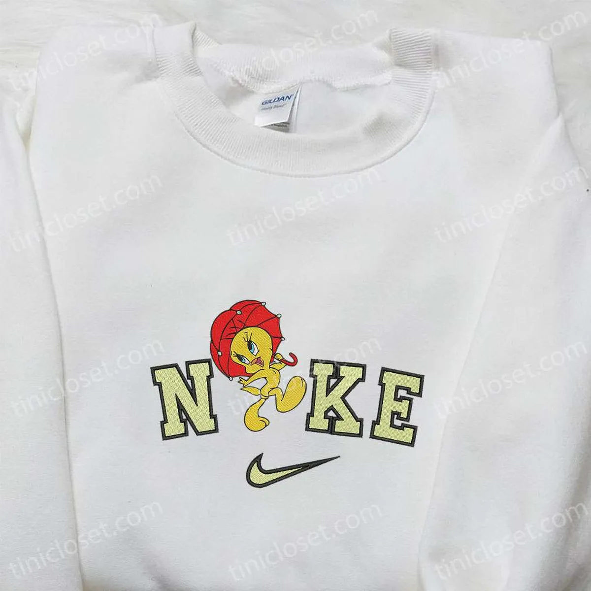 Nike x Tweety Bird Looney Tunes Embroidered Sweatshirt, Nike Inspired Embroidered T-shirt, Best Gifts for Family