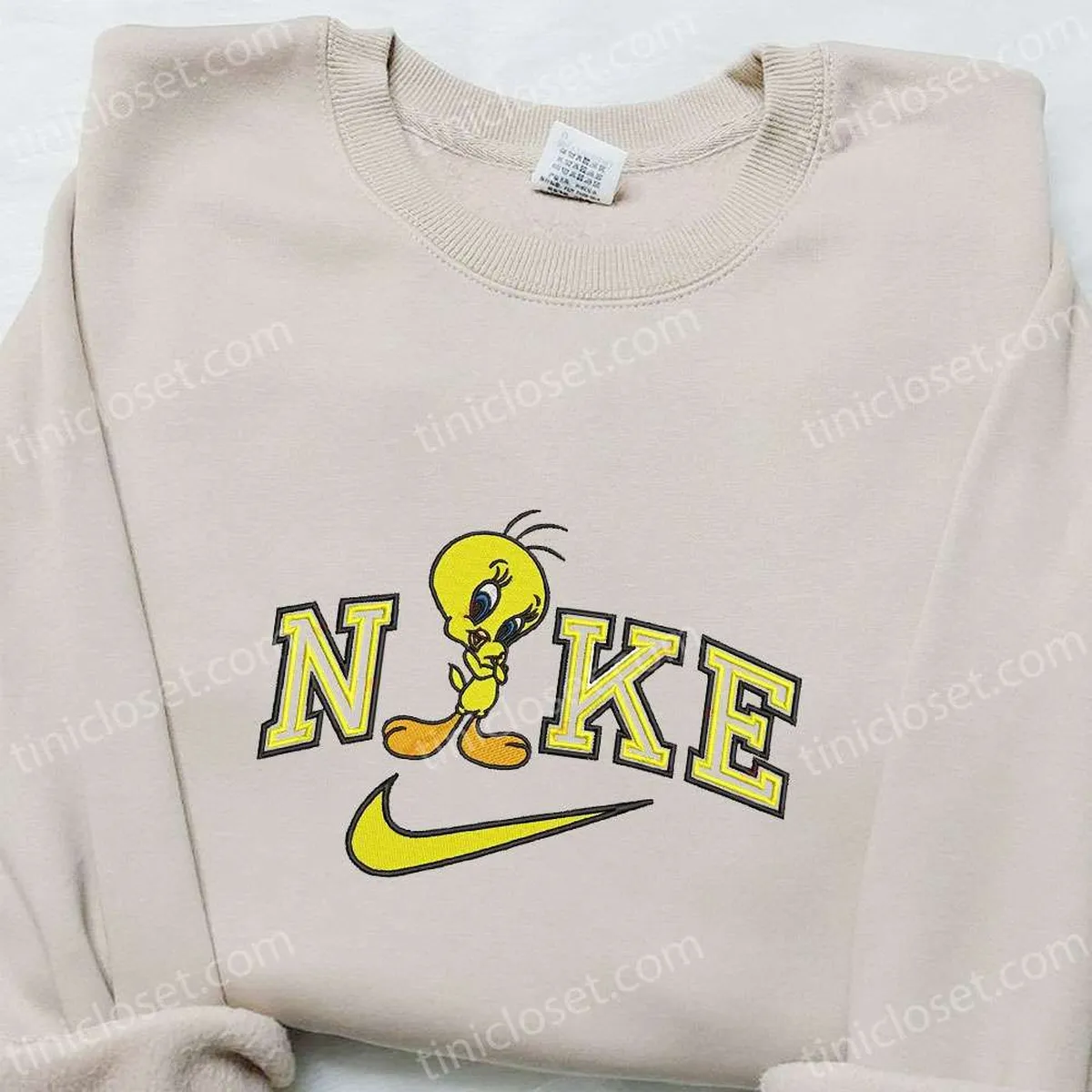 Tweety x Nike Cartoon Embroidered Sweatshirt, Disney Characters Embroidered T-shirt, Best Gift Ideas for Family